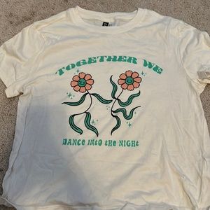 H&M flower Tshirt